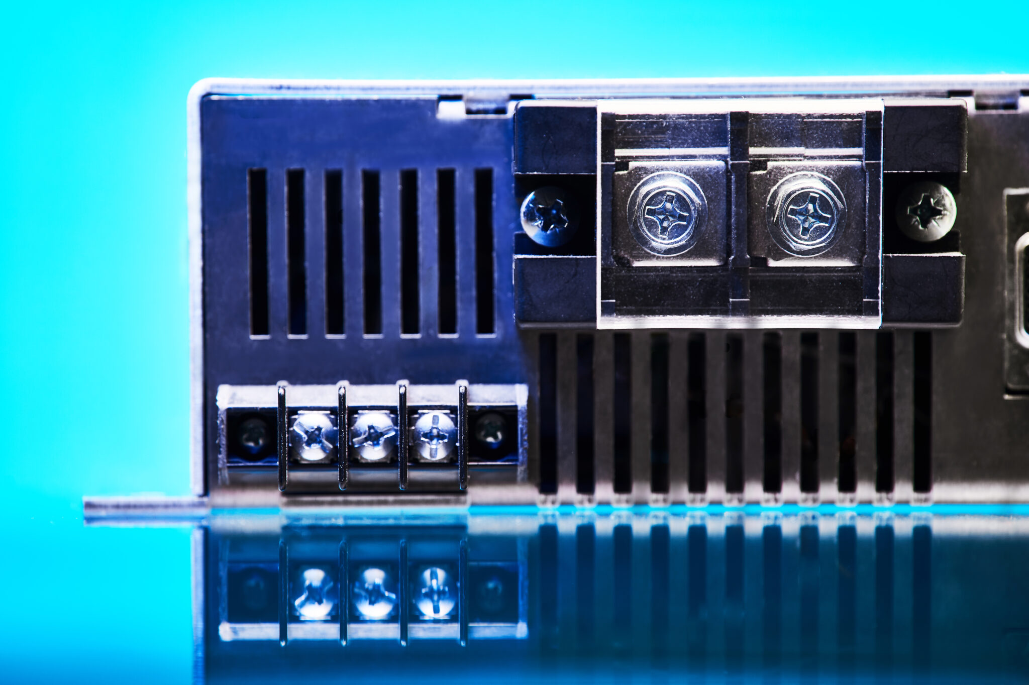 Laser Electronics Netzteile